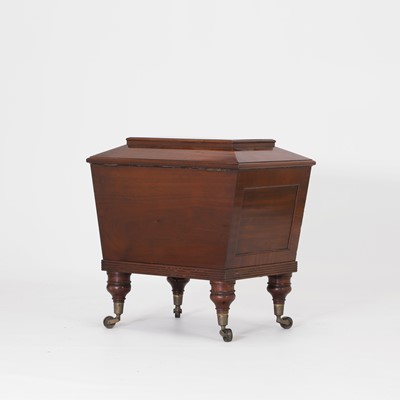 Lot 123 - A Regency mahogany wine cooler