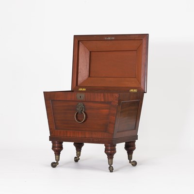 Lot 123 - A Regency mahogany wine cooler