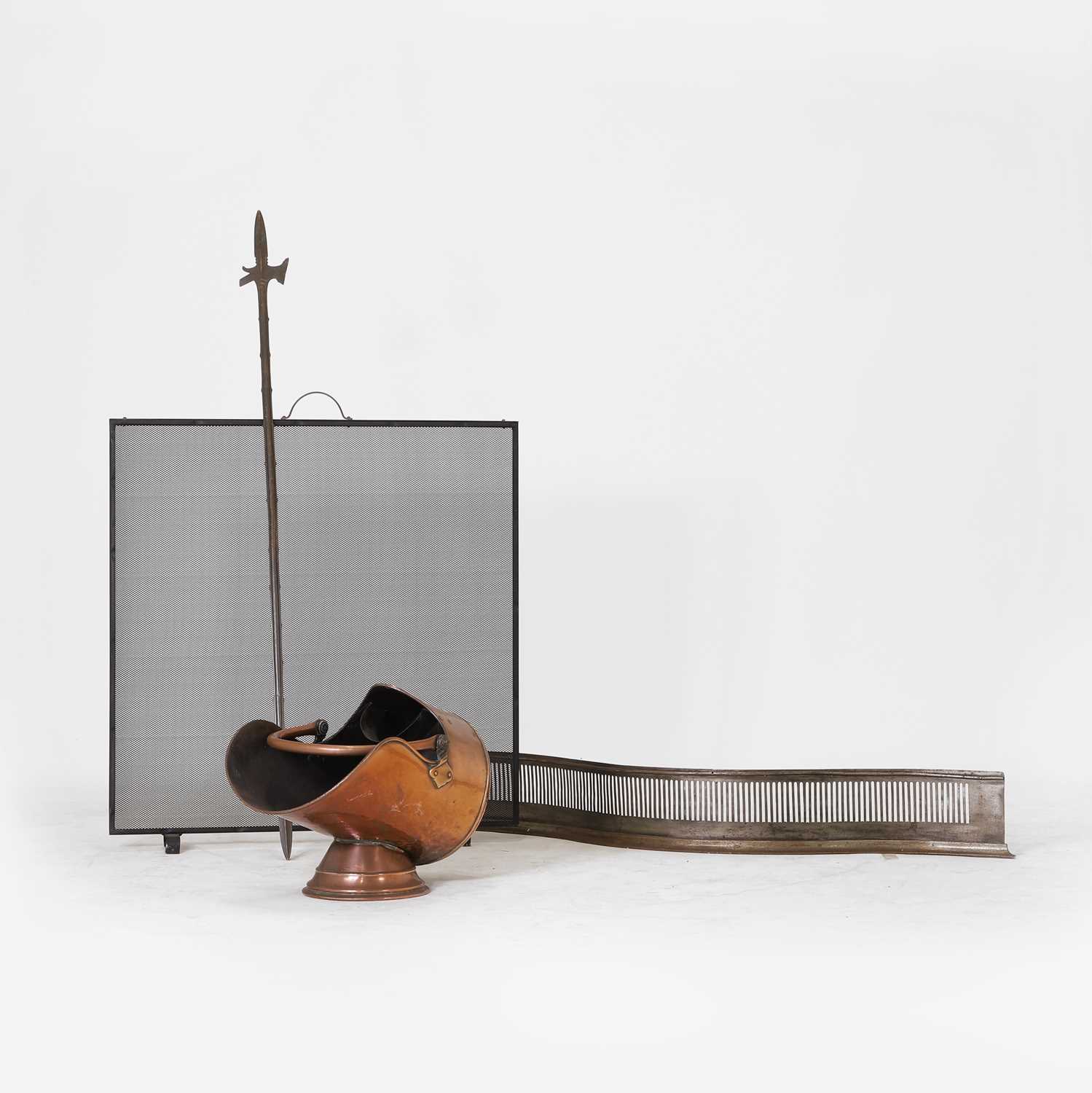 Lot 128 - A collection of fire tools