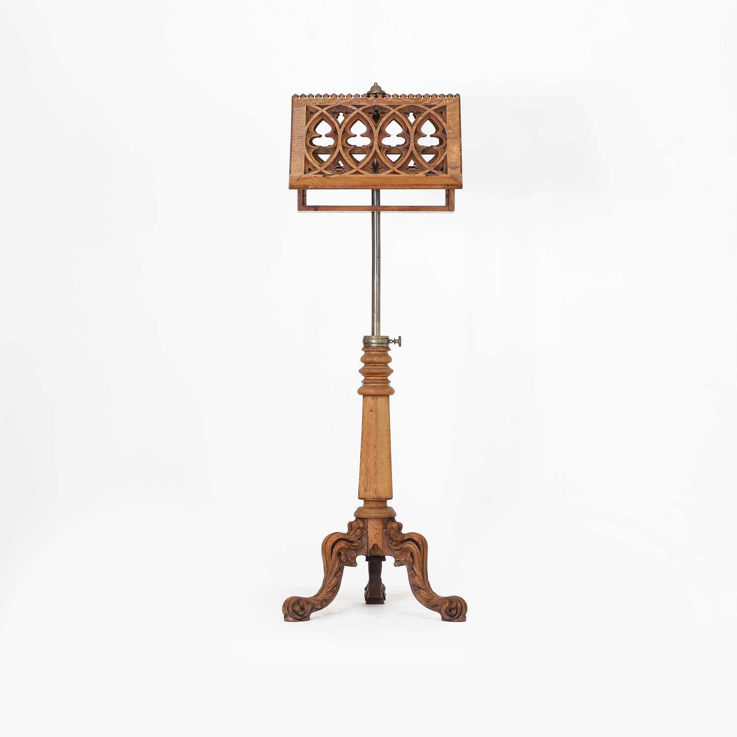 Lot 71 - A Victorian oak music stand