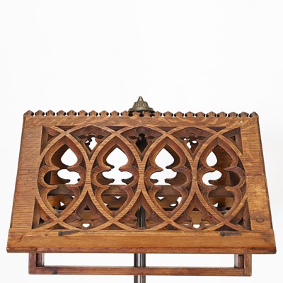 Lot 71 - A Victorian oak music stand