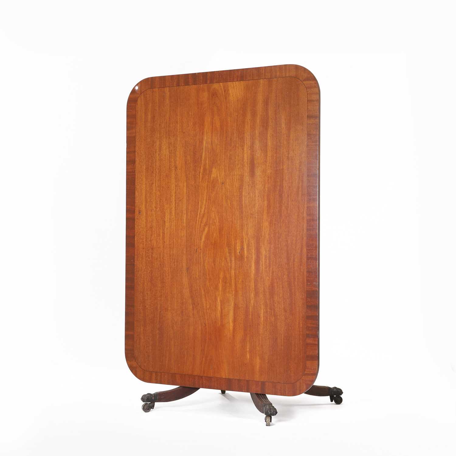 Lot 134 - A George III mahogany pedestal dining table