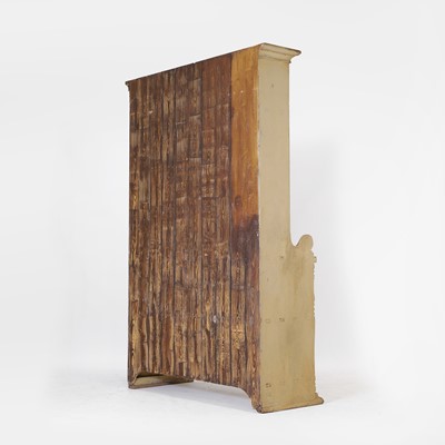 Lot 163 - A painted pine dresser