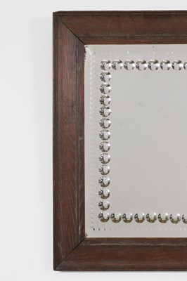 Lot 615 - A sorcerer's mirror