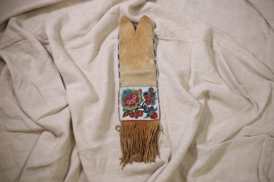 Lot 356 - A Native American beaded hide bag