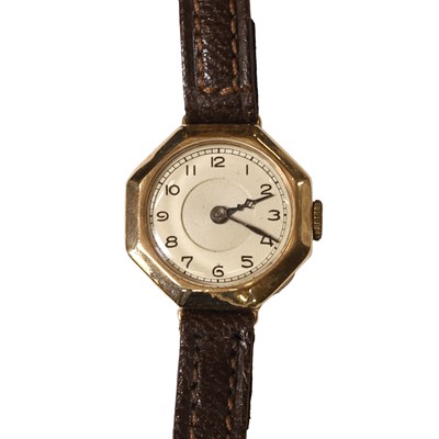 Lot 35D - A ladies' 9ct gold mechanical strap watch