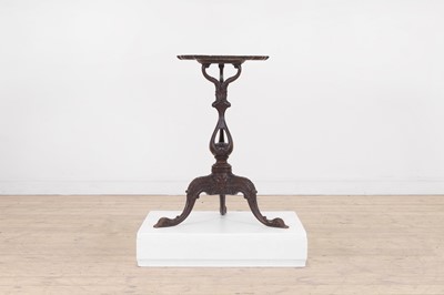 Lot 129 - A George III-style mahogany tripod table