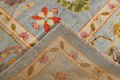 Lot 508 - An Oushak wool carpet