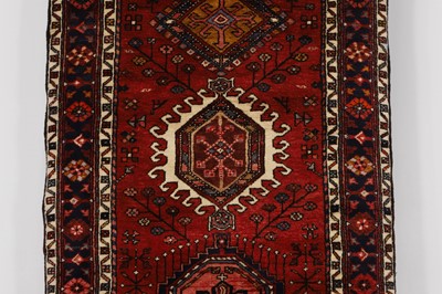Lot 101 - A Heriz wool runner