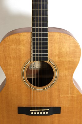 Lot 387 - A Larrivee 'OM-01' acoustic guitar
