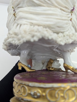 Lot 153 - A German porcelain figure