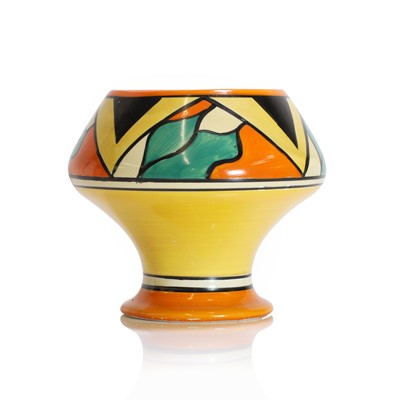 Lot 105 - Clarice Cliff (1899-1972)