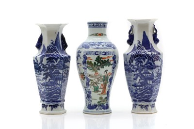 Lot 49 - A Chinese famille verte vase