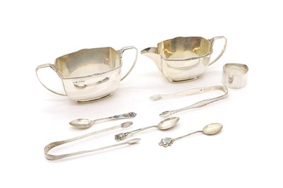 Lot 40 - A collection of silver items