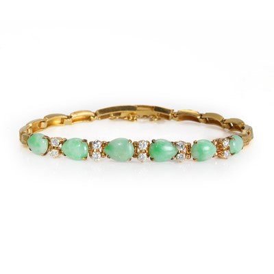 Lot 136 - A jade and diamond line bracelet