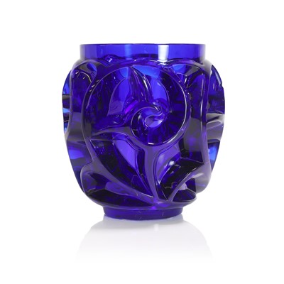 Lot 328 - A Lalique 'Tourbillons' glass vase