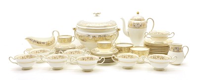 Lot 347 - A Wedgwood 'Florentine' dinner service