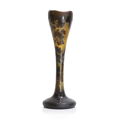 Lot 98 - A large Art de Michou cameo glass vase