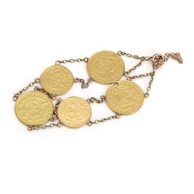 Lot 299 - A South African pond coin bracelet