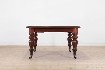 Lot 10 - A William IV mahogany extending dining table