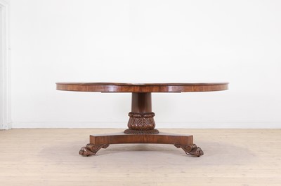 Lot 41 - A William IV mahogany breakfast/dining table