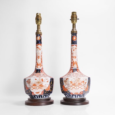 Lot 251 - A pair of Japanese Imari vases