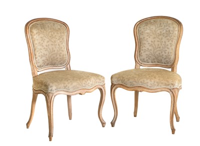 Lot 440 - A pair of French beech framed salon chairs