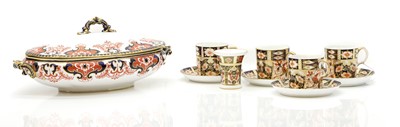 Lot 200 - A collection of Royal Crown Derby dinner and tea wares