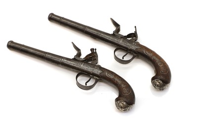 Lot 352 - A pair of flintlock pistols