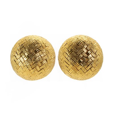 Lot 105 - A pair of 18ct carat gold basket weave design earrings, by Garrard & Co.