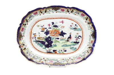 Lot 179 - A Mason's ironstone serving plate