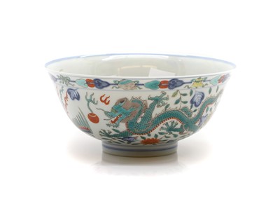 Lot 298 - A Chinese wucai bowl