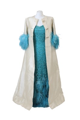 Lot 1527 - A Norman Hartnell silk coat and occasion dress