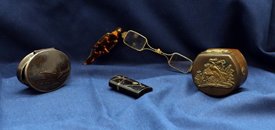 Lot A collection of tortoiseshell items