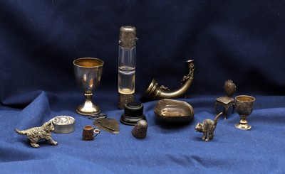 Lot A collection of silver items