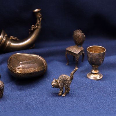 Lot A collection of silver items