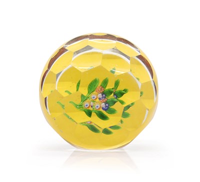 Lot 213 - A St Louis glass bouquet paperweight