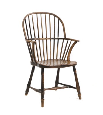 Lot 611 - An elm and ash Windsor chair