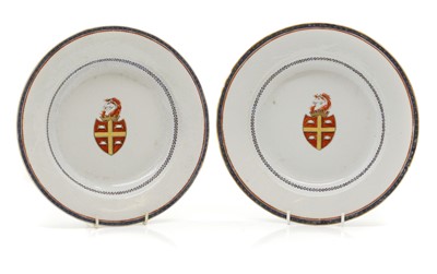 Lot 50 - A pair of Chinese armorial plates