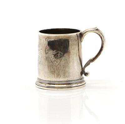 Lot 5 - A Queen Anne silver mug