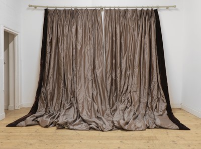 Lot 468 - A pair of silk and velvet curtains