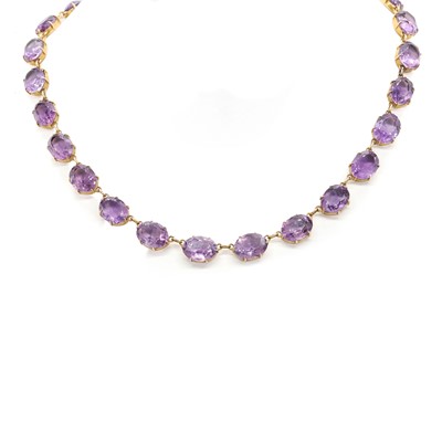 Lot 40 - An Edwardian amethyst rivière necklace