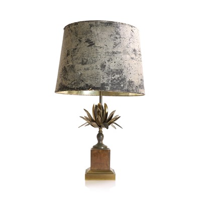 Lot 283 - A brass table lamp