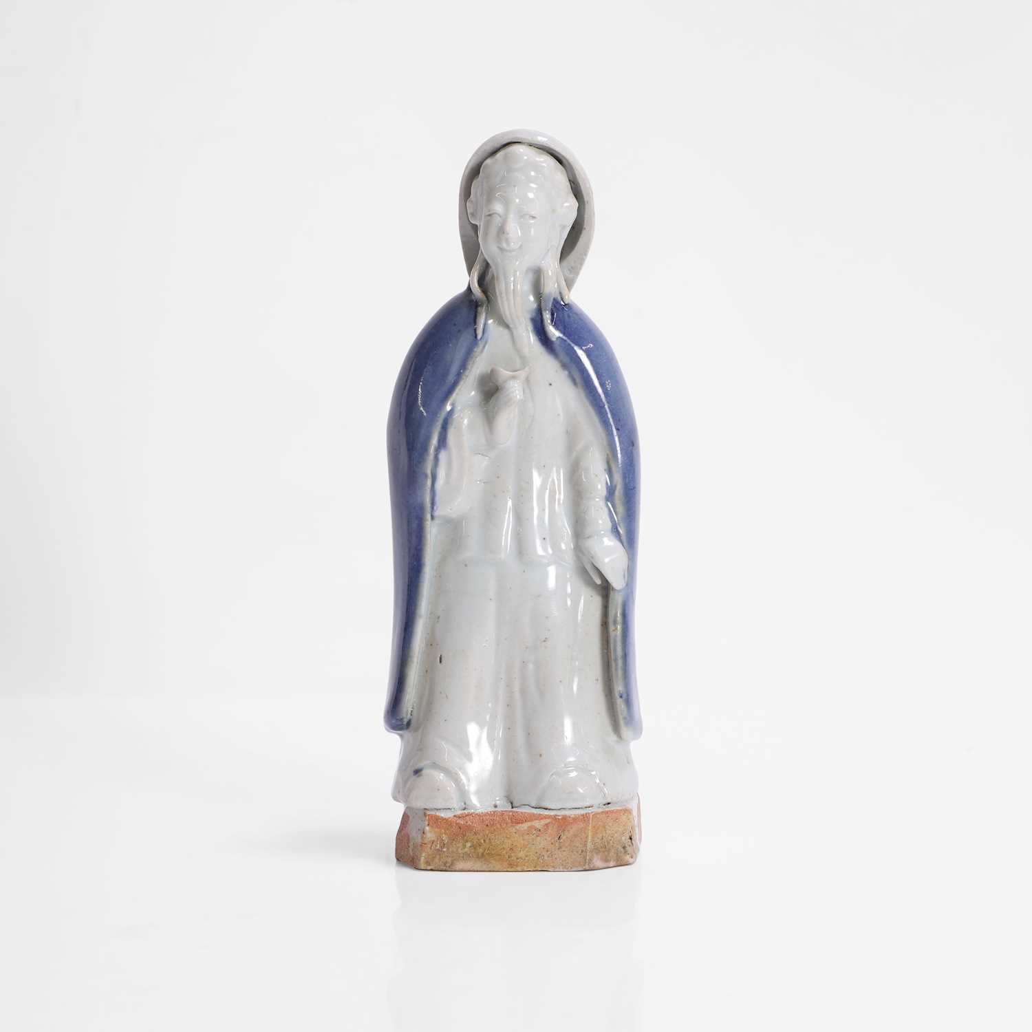 Lot 117 - A Chinese export porcelain figure