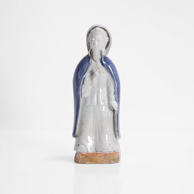 Lot 117 - A Chinese export porcelain figure