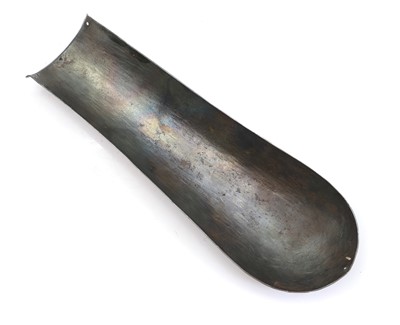 Lot 570 - An Indo-Persian armour armshield