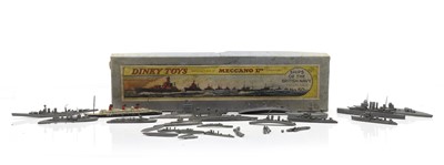 Lot 346 - A boxed set of Dinky Toys 'Ships of the British Navy'