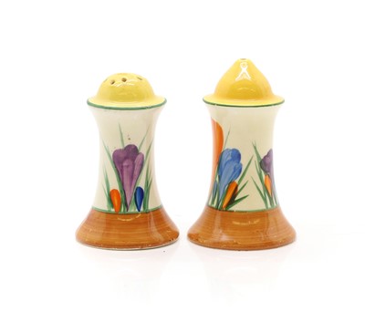 Lot 123 - A pair of Clarice Cliff pottery 'Crocus' pattern cruets