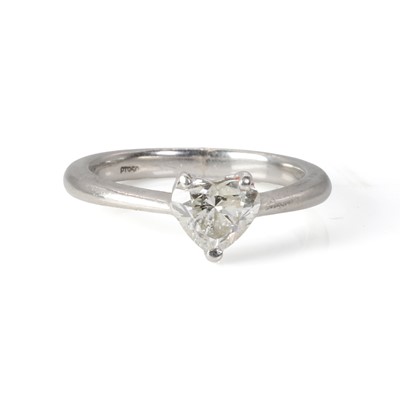 Lot 1116 - A platinum single stone heart shaped diamond ring