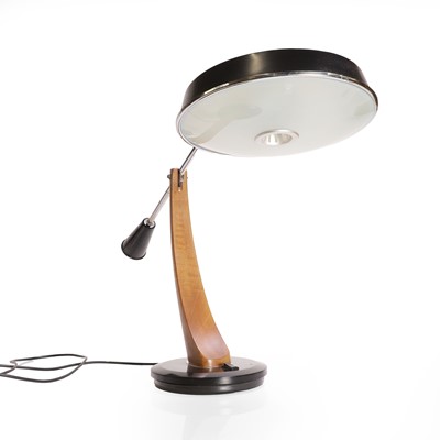 Lot 227 - A Fase Presidente 'Pendulo' table lamp